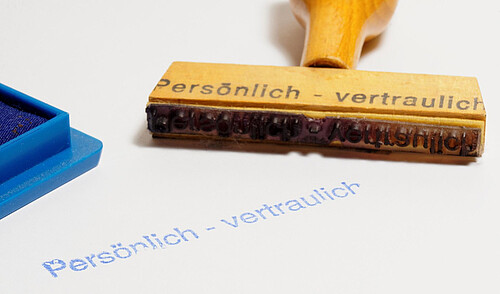 Stempel persönlich/vertraulich